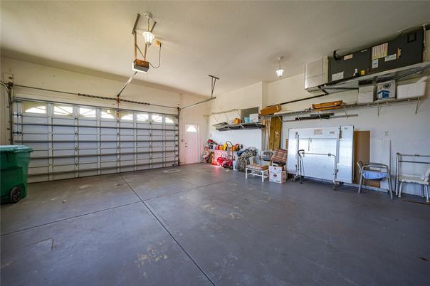 Garage, Interior