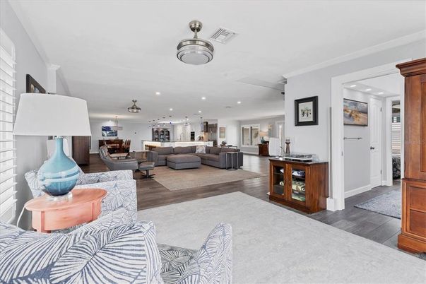 Interior, Living room, Recessed Lighting, Wood Texture Flooring