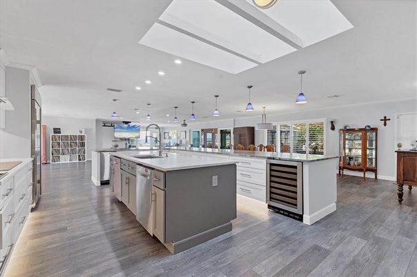 Interior, Kitchen, Pendant Lights, Recessed Lighting, Wood Texture Flooring