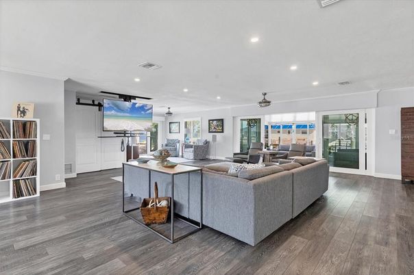 Interior, Living room, Recessed Lighting, Wood Texture Flooring