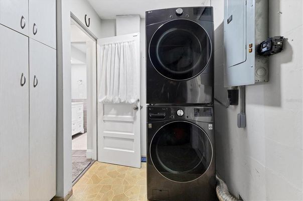 Interior, Utility Closets, Washer