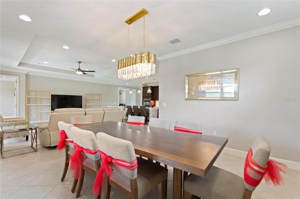 Chandelier, Dining room, Interior, Living room, Recessed Lighting