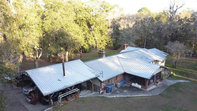 Exterior, Drone