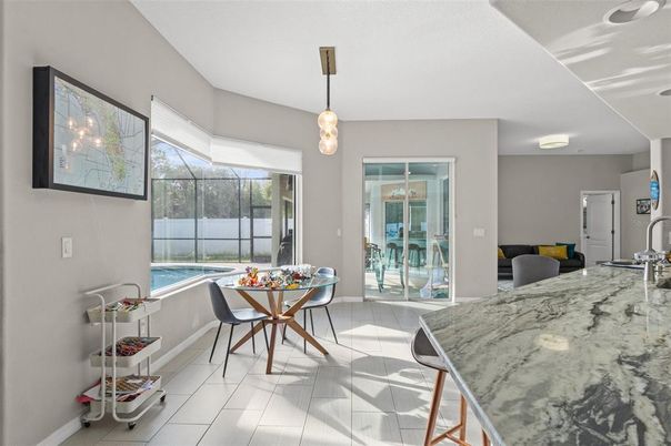 Dining room, Interior, Pendant Lights, Sun Room