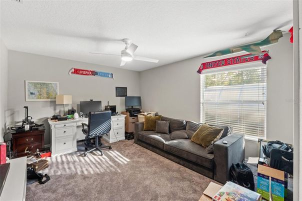 Home Office, Interior