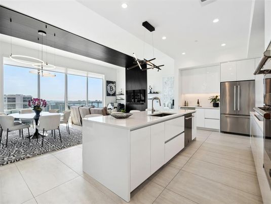 Dining room, Interior, Kitchen, Living room, Pendant Lights, Recessed Lighting, Stainless Steel Appliances