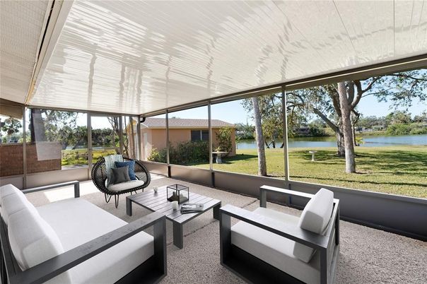 Interior, Living room, Sun Room, Water