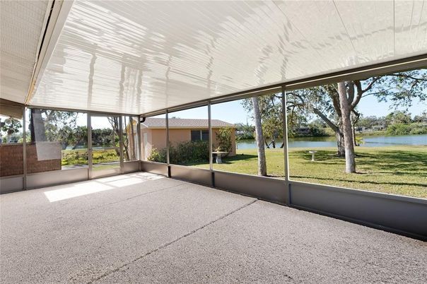 Interior, Sun Room, Water