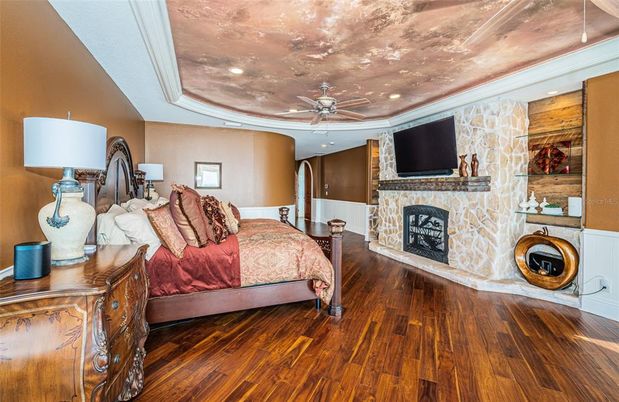 Bedroom, Fireplace, Interior, Recessed Lighting, Wood Texture Flooring