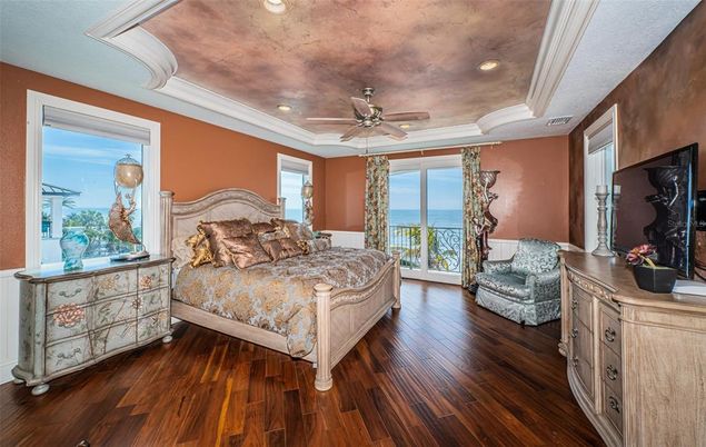 Bedroom, Interior, Recessed Lighting, Water, Wood Texture Flooring