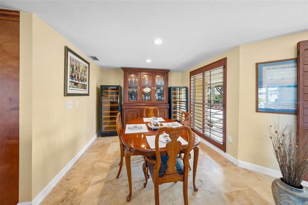 Dining room, Interior, Recessed Lighting