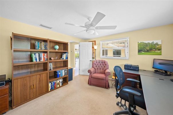 Home Office, Interior