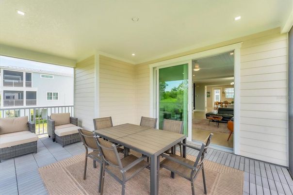 Exterior, Recessed Lighting