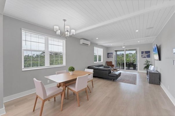 Chandelier, Dining room, Interior, Living room, Recessed Lighting, Wood Texture Flooring
