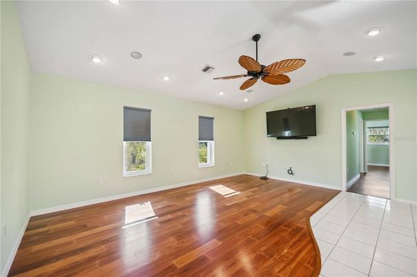 Empty room, Interior, Recessed Lighting, Wood Texture Flooring