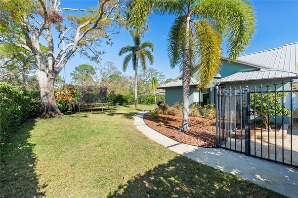 Backyard, Exterior, Playground