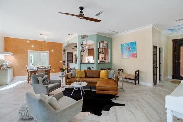 Dining room, Interior, Living room, Pendant Lights, Recessed Lighting, Wood Texture Flooring