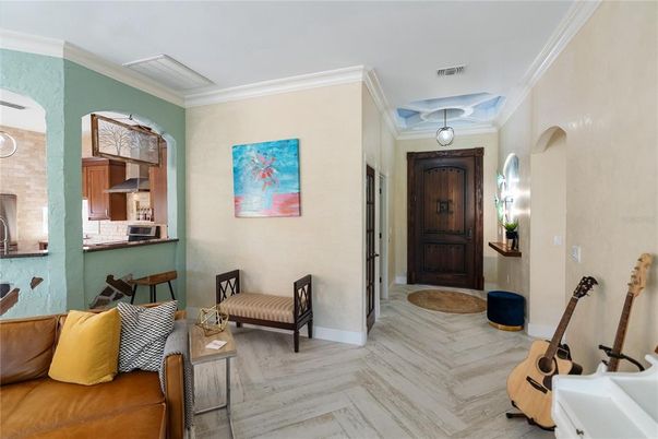 Interior, Pendant Lights, Wood Texture Flooring