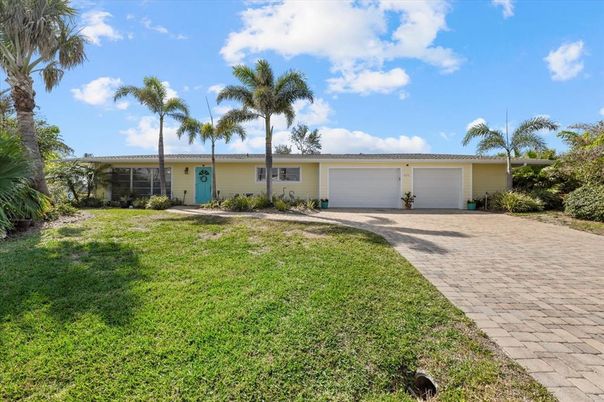 Attached, Backyard, Exterior, Facade, Ranch