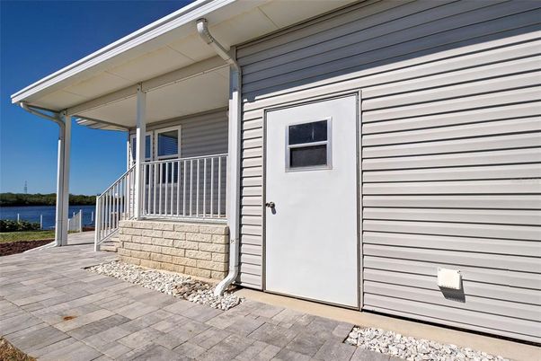 Exterior, Water
