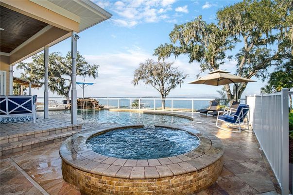 Exterior, Pool, Water