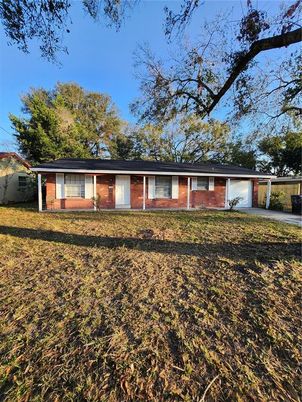 Attached, Backyard, Exterior, Facade, Brick Facade, Ranch