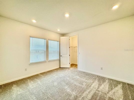 Empty room, Interior, Recessed Lighting