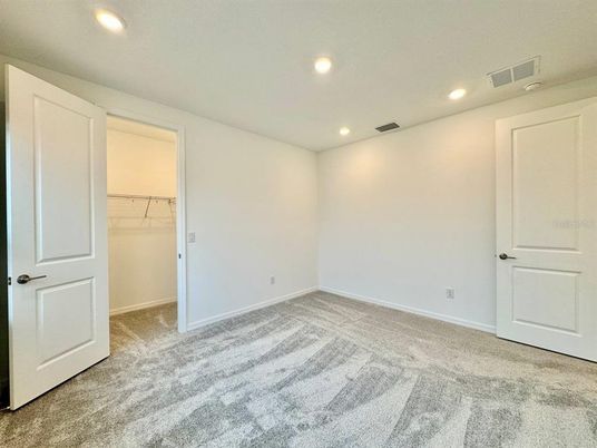 Empty room, Interior, Recessed Lighting