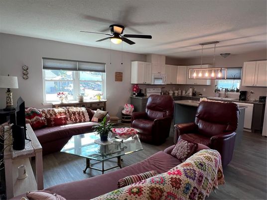 Interior, Kitchen, Living room, Pendant Lights, Wood Texture Flooring