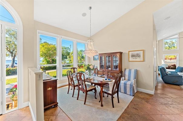 Chandelier, Dining room, Interior, Pendant Lights, Water