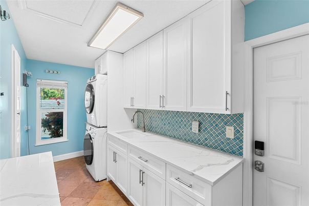 Interior, Kitchen, Washer