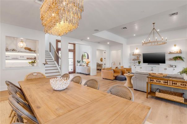 Chandelier, Dining room, Interior, Living room, Recessed Lighting, Wood Texture Flooring