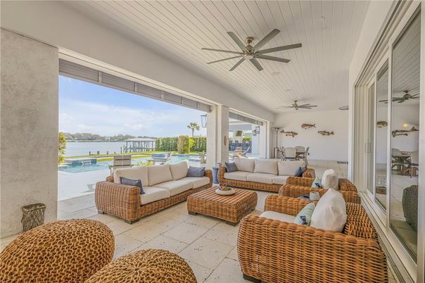 Interior, Living room, Water