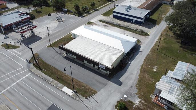 Exterior, Drone