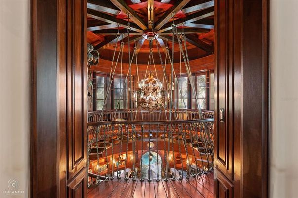 Chandelier, Interior