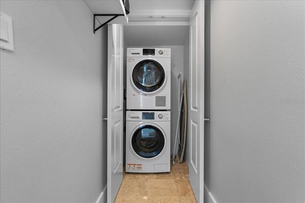 Interior, Utility Closets, Washer