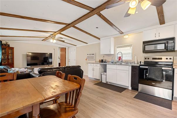 Dining room, Interior, Kitchen, Living room, Stainless Steel Appliances, Wooden Beams, Wood Texture Flooring