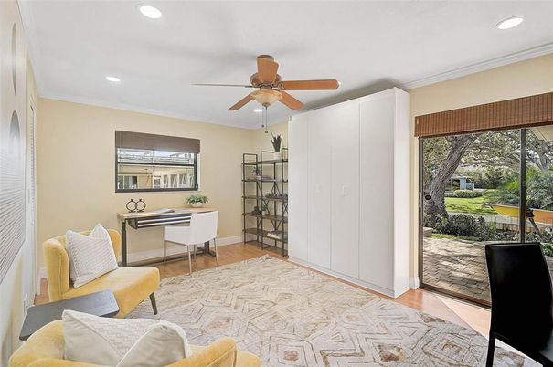 Home Office, Interior, Recessed Lighting, Wood Texture Flooring
