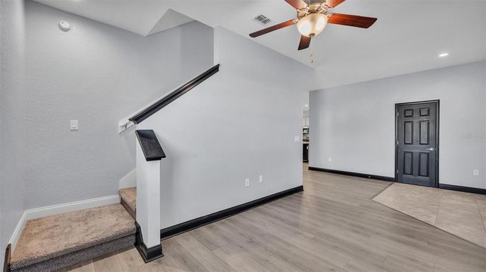 Empty room, Interior, Recessed Lighting, Wood Texture Flooring