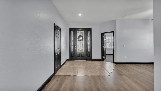 Interior, Recessed Lighting, Wood Texture Flooring