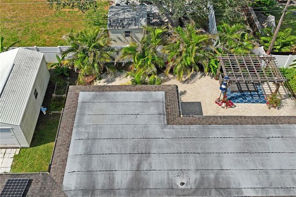 Exterior, Drone