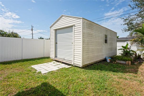 Backyard, Detached Garage, Exterior