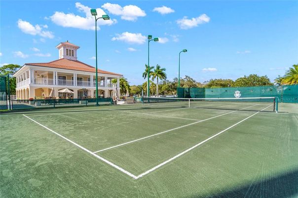 Exterior, Tennis Courts