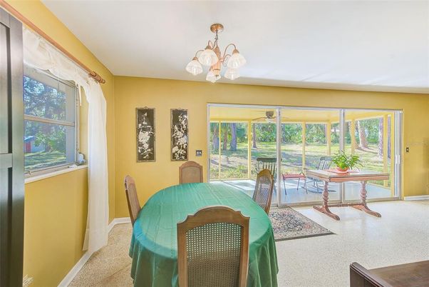 Chandelier, Dining room, Interior