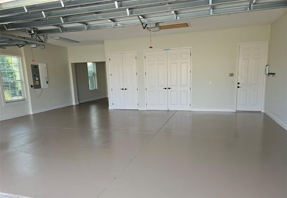 Garage, Interior