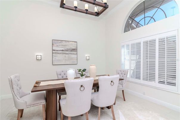 Dining room, Interior