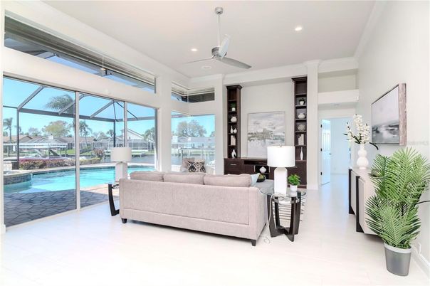 Interior, Living room, Recessed Lighting, Sun Room