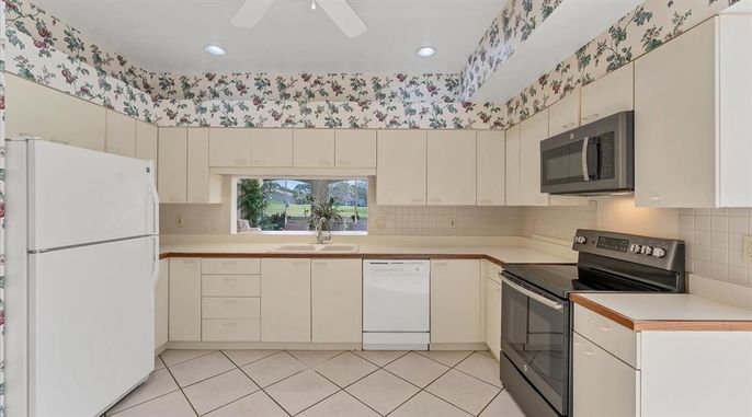 Interior, Kitchen, Recessed Lighting