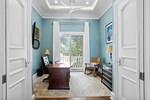 Home Office, Interior, Recessed Lighting, Wood Texture Flooring