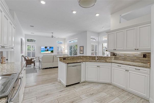 Interior, Kitchen, Living room, Recessed Lighting, Wood Texture Flooring